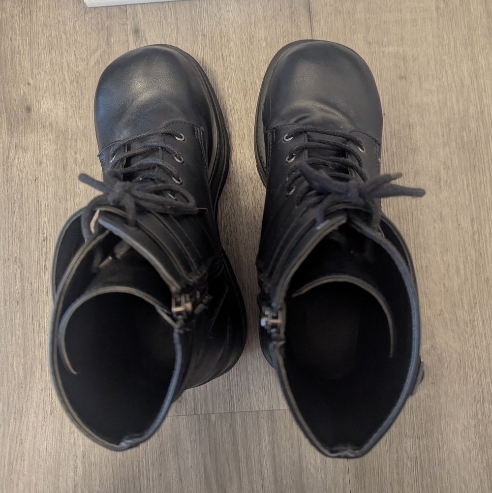 Size 11 Demonia Goth Boots Classic Black - Picture 2 of 6